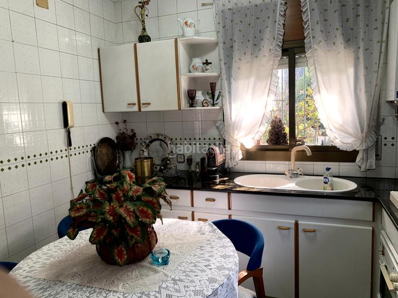 Foto b05a662d-ef2a-4c2d-a91e-28065ee8fe1f. Casa con camino riscaldamento parcheggio in Corbera de Llobregat