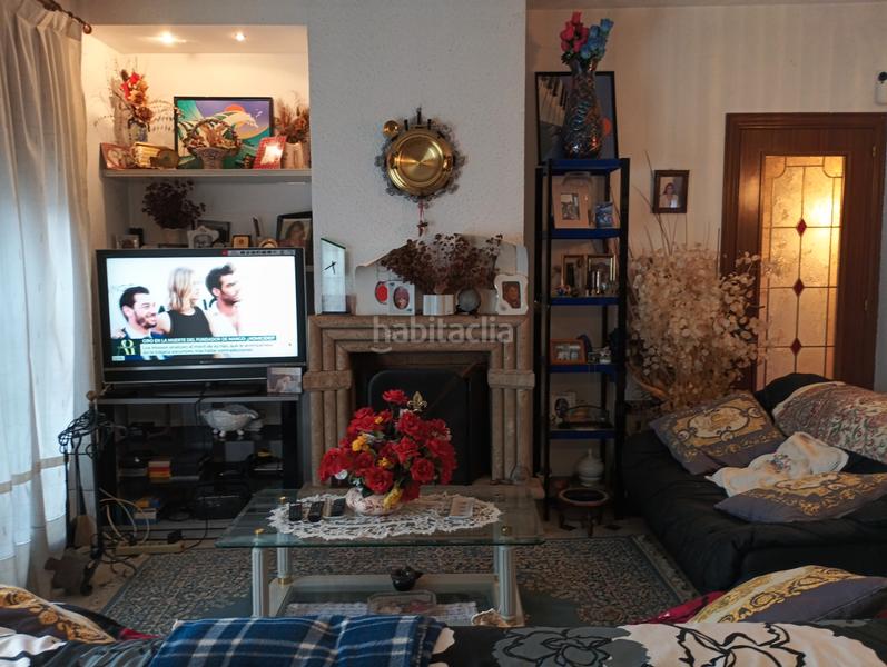 Foto cfe59372-3b10-45f7-aba7-e470eb4ffef8. Haus mit kamin heizung parking in Corbera de Llobregat