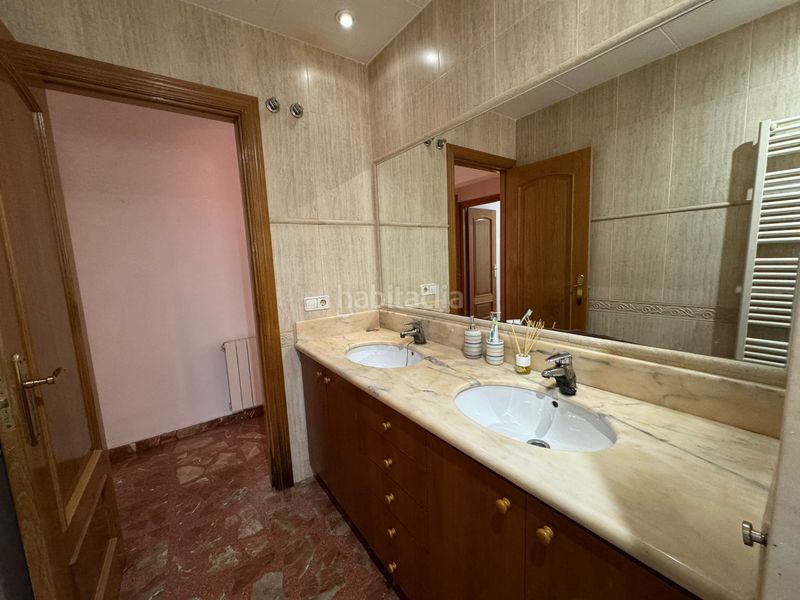 Foto 27248410-383f-4670-a5cb-73e0664aad5c. Casa amb xemeneia calefacció aparcament piscina a Vallirana