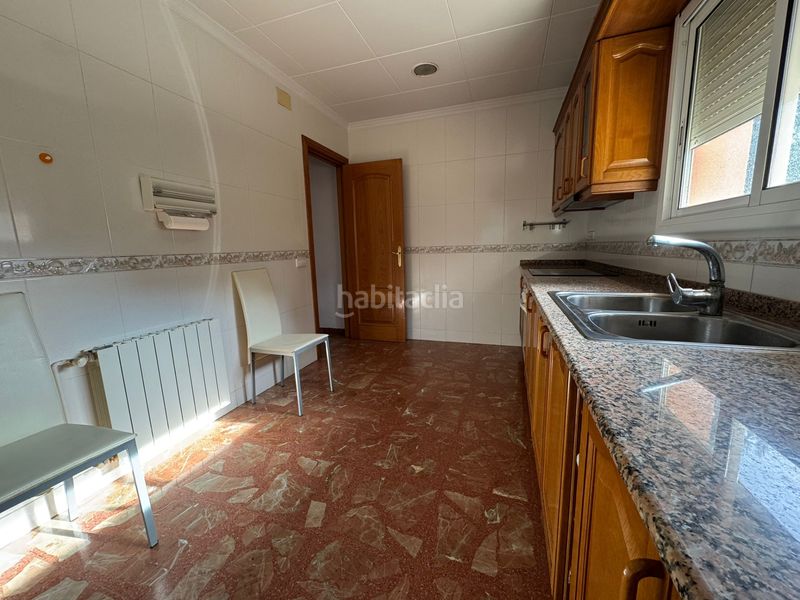 Foto 5327aac2-220f-4264-bfd1-824c3913838e. Casa amb xemeneia calefacció aparcament piscina a Vallirana