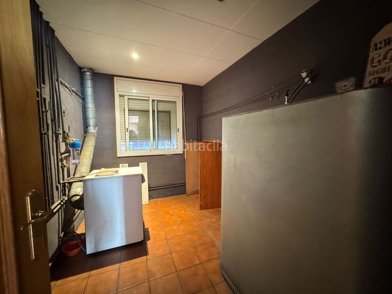 Foto a87c002d-678f-47a7-971e-16a756ecb462. Casa amb xemeneia calefacció aparcament piscina a Vallirana