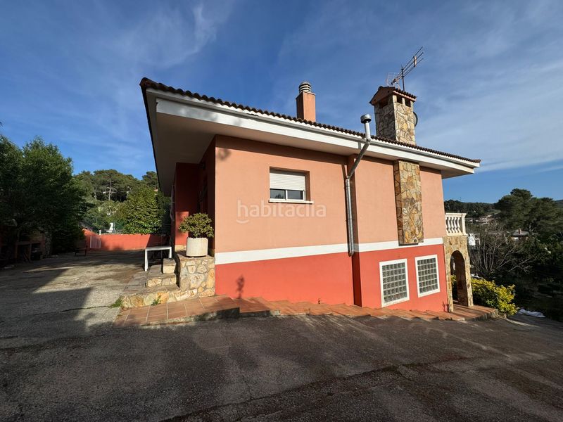 Foto ab7075b9-2da3-4ae2-b807-31e66b7666f0. Casa amb xemeneia calefacció aparcament piscina a Vallirana