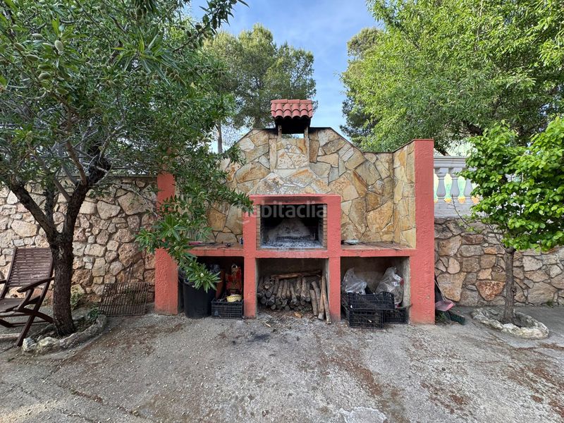 Foto b68553c6-8d20-45ac-86f5-9326be09d644. Casa amb xemeneia calefacció aparcament piscina a Vallirana