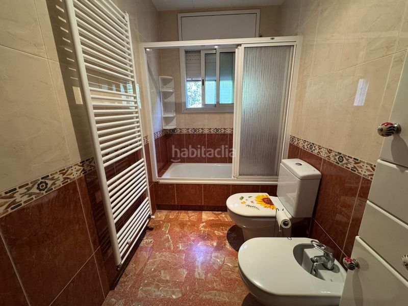 Foto d5ec1dfb-6ace-417e-b277-c2184d4ddbb7. Casa amb xemeneia calefacció aparcament piscina a Vallirana