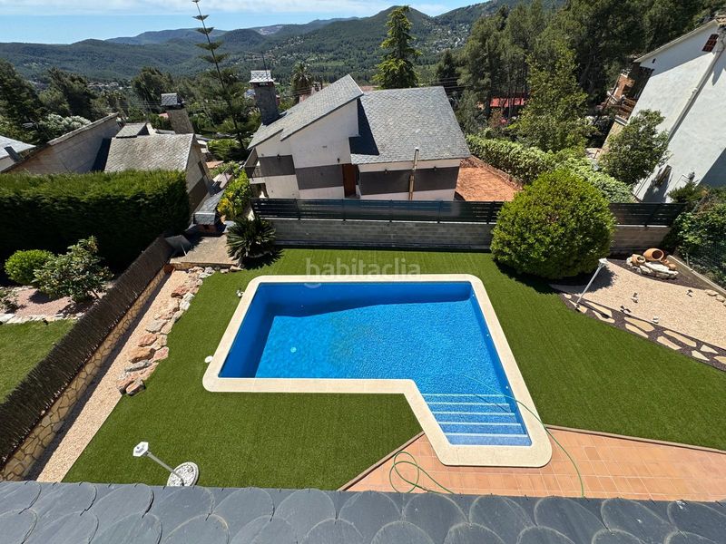 Foto 0f702b85-7971-44dc-9844-42bbfbf2d741. Chalet en Corbera de Llobregat