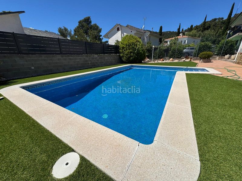 Foto a5a61ca6-d4de-450d-a2ae-c60f5bf0df34. Chalet en Corbera de Llobregat