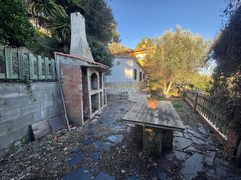 Foto 244a0184-f08d-48f9-8b23-1b6f19f68b5d. Casa amb xemeneia calefacció a Corbera de Llobregat