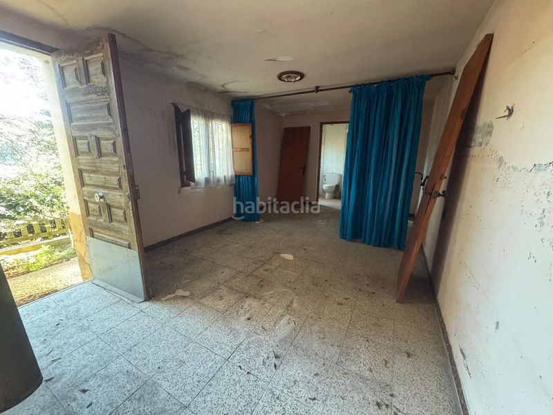 Foto 5b97842a-8a82-4cc7-b3d9-5c57bf482e28. Casa amb xemeneia calefacció a Corbera de Llobregat