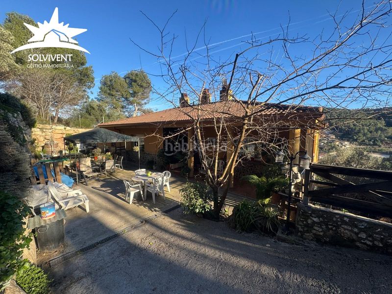 Foto edd410e1-7444-477c-95d5-d608cb37d6a9. Casa amb xemeneia calefacció a Corbera de Llobregat