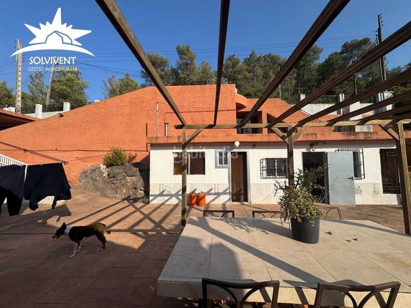 Foto c22595e4-af5d-49d1-9410-e5159e0ceb28. Casa a Olesa de Bonesvalls