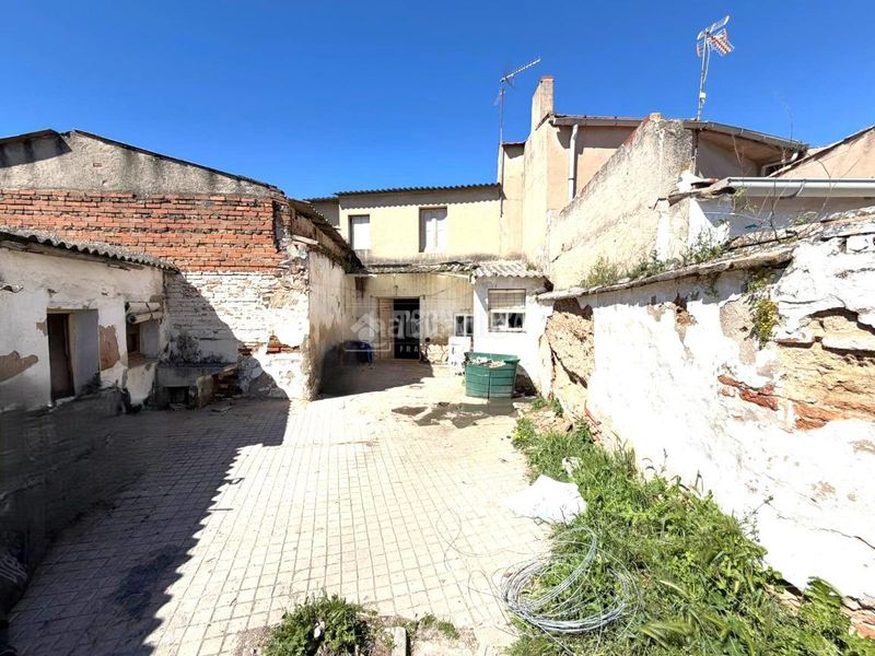 Foto b4a16678-4e31-48e1-ac0c-fdb4abede16a. Masia a Cebolla