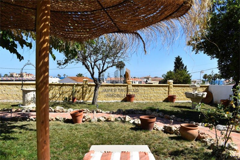 Foto e932da3b-0ec7-4cfb-b033-30d9c7c19d54. Chalet en Benajarafe