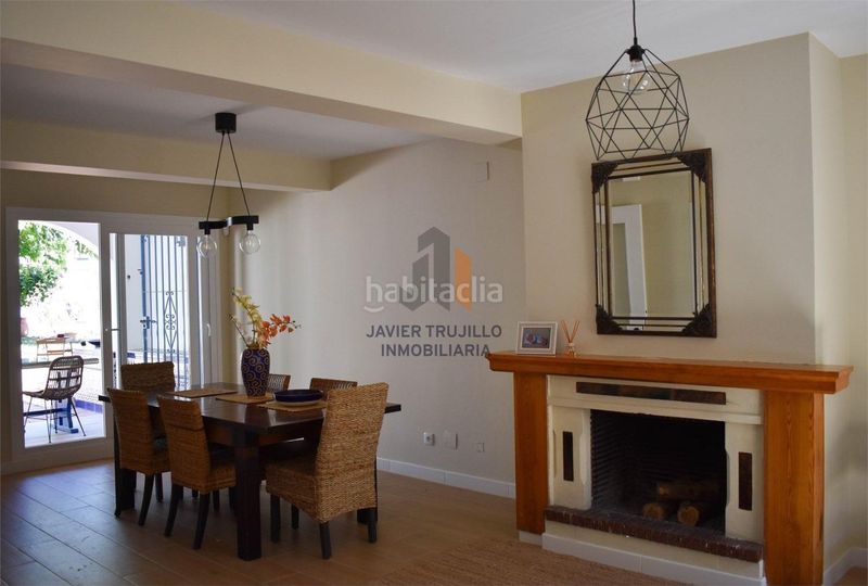Foto f69ac3bc-96dc-4a5d-a5a1-720cb9fee7d5. Chalet en Benajarafe