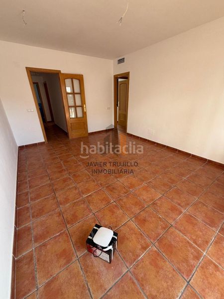 Foto 02448ea9-aa64-4432-bd4a-378fa2ebd591. Planta baixa amb aparcament piscina a Alcaucín