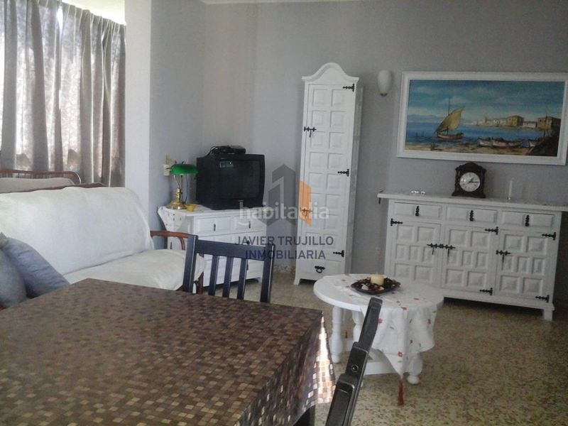 Foto 8eac55db-4a6a-4d37-bcf2-662cb75905c0. Apartament amb piscina a Poniente-Faro Torre del Mar
