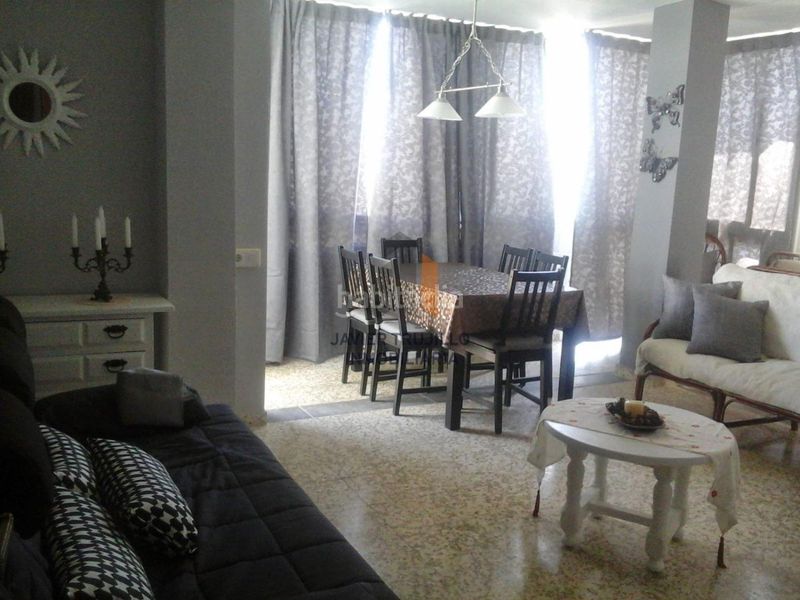 Foto dbf6c5d3-4a24-4113-84b9-db79a9f79ca7. Apartament amb piscina a Poniente-Faro Torre del Mar