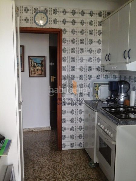 Foto eaf39ca2-96c2-442d-98a7-1fab35981cb5. Apartament amb piscina a Poniente-Faro Torre del Mar