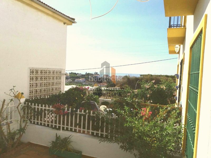Foto 9802e54e-d539-46df-ae26-084064b38cd2. Semi detached house in Algarrobo pueblo Algarrobo
