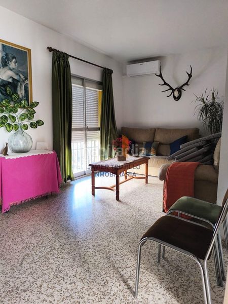 Foto b19cdcee-2205-474d-80b1-9483bb99e884. Semi detached house in Algarrobo pueblo Algarrobo