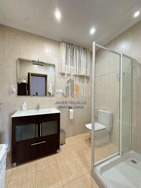 Foto f4b5ba9f-252a-481a-890d-9ea066ee4527. Maison jumelée avec parking dans Caleta de Velez