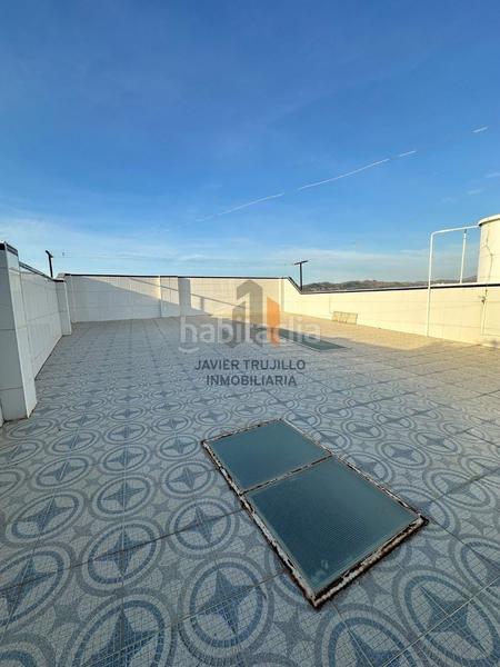 Foto 05d9cf07-1475-433a-b458-2e2e99c51ad0. Semi detached house with parking in Caleta de Velez