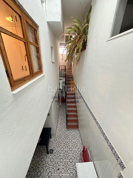 Foto 3d317806-47b0-4ab7-9a0b-be71d3dfe4a7. Semi detached house with parking in Caleta de Velez