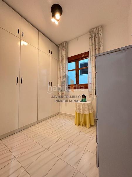 Foto e35c3c58-da2a-4def-a93c-6440435512f3. Semi detached house with parking in Caleta de Velez