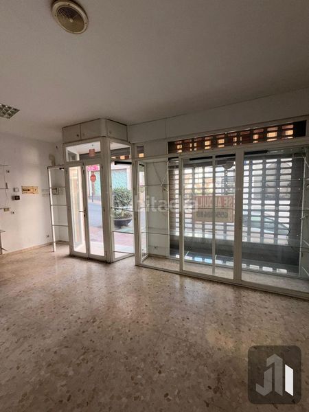 Foto 89c4f8ba-12e2-4c20-a1d5-ffd57d616262. Location local commercial dans Torrox pueblo Torrox