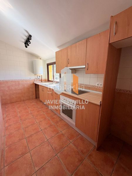 Foto 1b36deb6-f207-4f7e-abe3-51ae515934b5. Apartament a Alcaucín