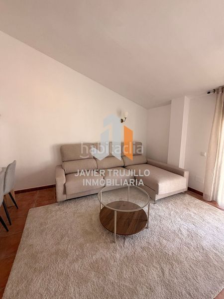 Foto 4c3b60a4-2fc2-4275-ad82-cea3e49278d8. Apartament a Alcaucín