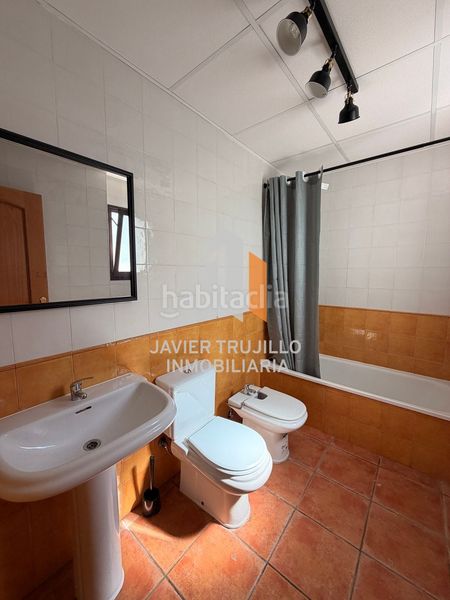 Foto b2e2bc71-24a0-46e4-862a-63677fec86c5. Apartament a Alcaucín