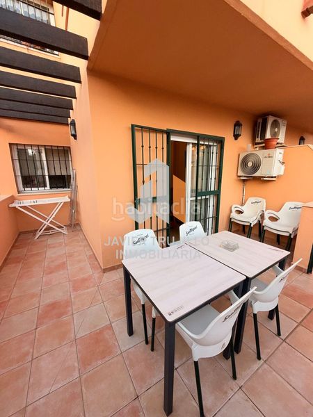Foto ee744ba1-5493-4059-b4de-dc5d1a606cd7. Lloguer apartament a Urbanización Santa Rosa Torrox