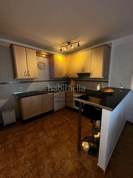 Foto 04a51209-df12-42b9-9020-886f8796dfd7. Casa adossada amb aparcament piscina a Avda Pescia - Ctra de Frigiliana Nerja