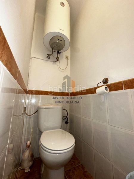 Foto 0f029679-0795-48d7-90c8-50db5fc0e676. Casa adossada amb aparcament piscina a Avda Pescia - Ctra de Frigiliana Nerja