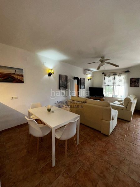 Foto dccb0d3b-e346-4a2a-bcdb-355ce641334b. Casa adossada amb aparcament piscina a Avda Pescia - Ctra de Frigiliana Nerja