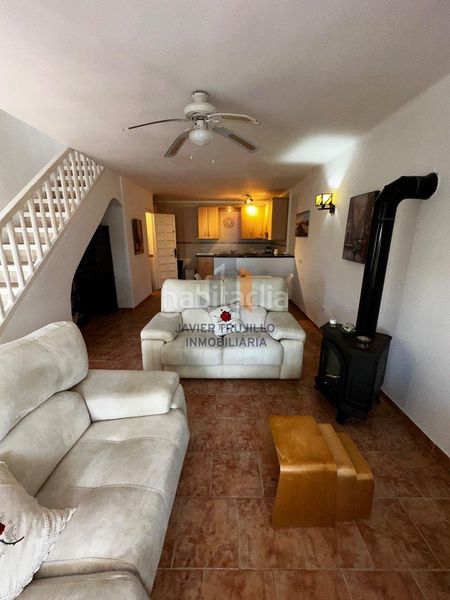 Foto e0f1a717-e91a-498b-bb00-83b76f55bc48. Casa adossada amb aparcament piscina a Avda Pescia - Ctra de Frigiliana Nerja