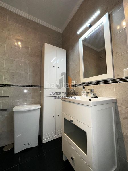 Foto eb4b28cc-2e17-4ece-bbde-1aa4ea6b264e. Casa adossada amb aparcament piscina a Avda Pescia - Ctra de Frigiliana Nerja