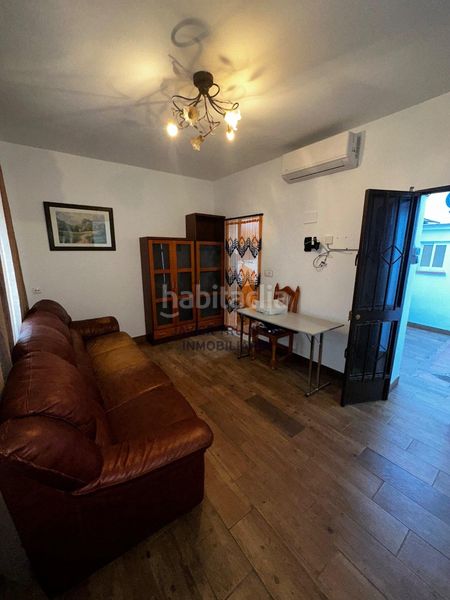 Foto e00e1601-b1b3-4163-a368-d8e77f4ea89f. Casa adossada a Hispanidad - Vivar Téllez Vélez - Málaga