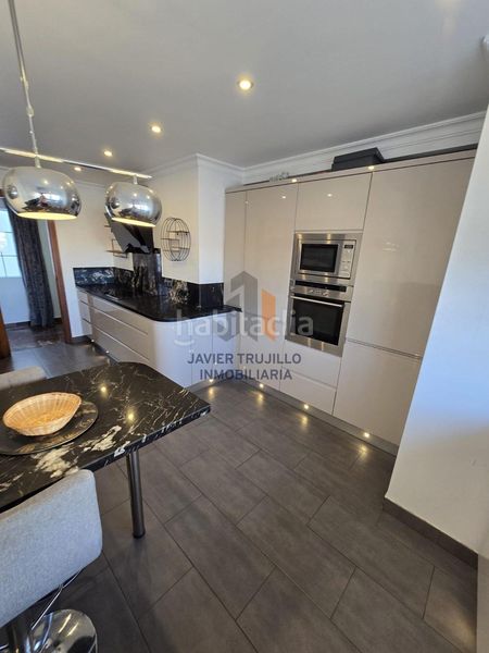 Foto 4990dcda-6c35-49ef-ab6c-c1b416bcfe57. Piso en Centro Nerja