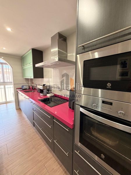 Foto 2ddfa067-daff-493e-8e31-0b19e600d4db. Piso en Caleta de Velez