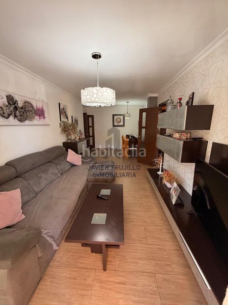 Foto 364708a2-d1a7-4425-9bd2-7c32f1cef2d6. Piso en Caleta de Velez