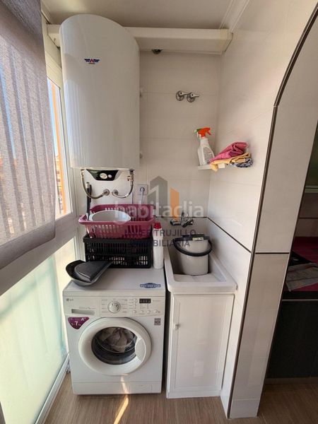 Foto ac7e0bf8-44c6-4290-a1cc-c2a388ed35b5. Piso en Caleta de Velez