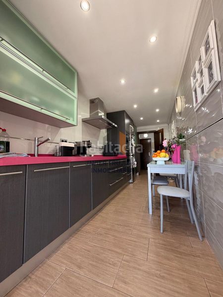 Foto cedc2b88-611c-4abc-ba65-80e9cbb06924. Piso en Caleta de Velez