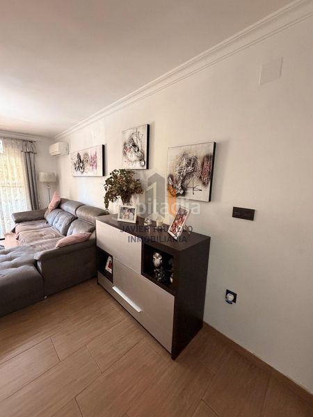 Foto e82ac223-3c86-4a49-a3a6-3d1b049bc62d. Piso en Caleta de Velez