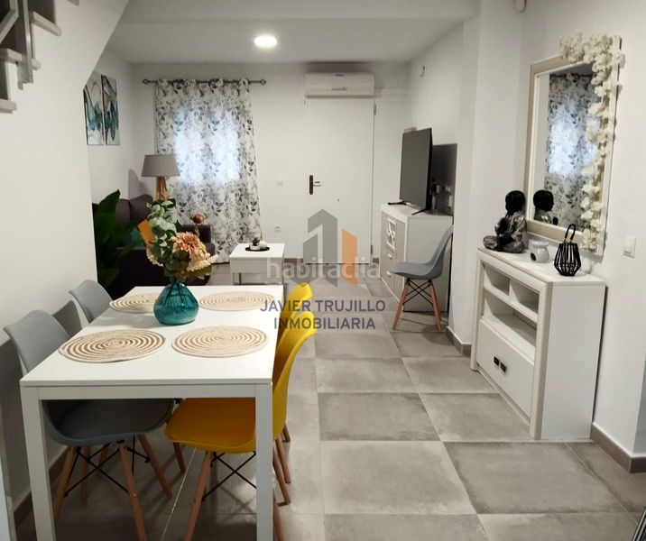 Foto 47fff67c-3762-428b-a894-080646088959. Casa aparellada a Poniente-Faro Torre del Mar