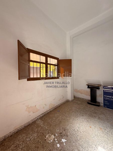 Foto 746eff27-d7f9-4b32-80eb-ce2be8a32c91. Local comercial a Centro Torre del Mar