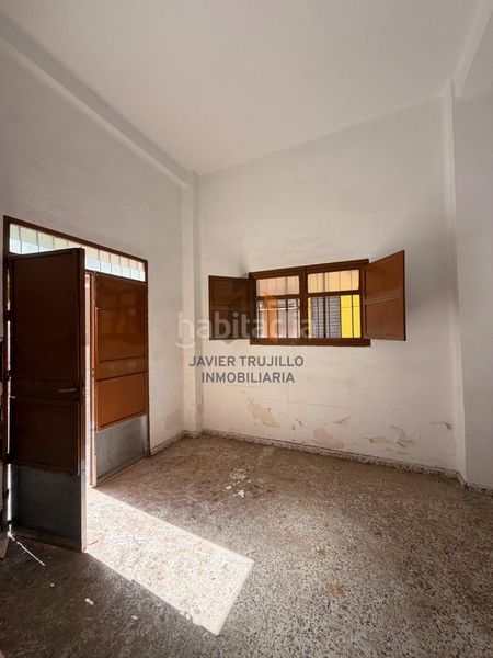 Foto c21c3a03-a949-4871-ad25-d20bc859ed68. Local comercial a Centro Torre del Mar