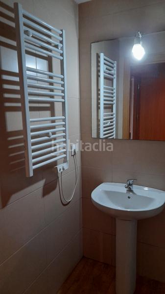 Foto 4ad1f251-a9fb-4aab-94ec-78a4f4c2b1f5. Affitto piccolo appartamento con parcheggio in Canillejas Madrid