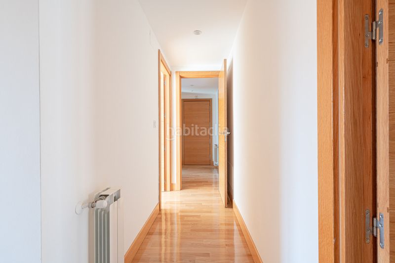 Foto c6a221bb-3f4d-4ca5-8ed3-41d3f1c35087. Pis a El Bercial Getafe