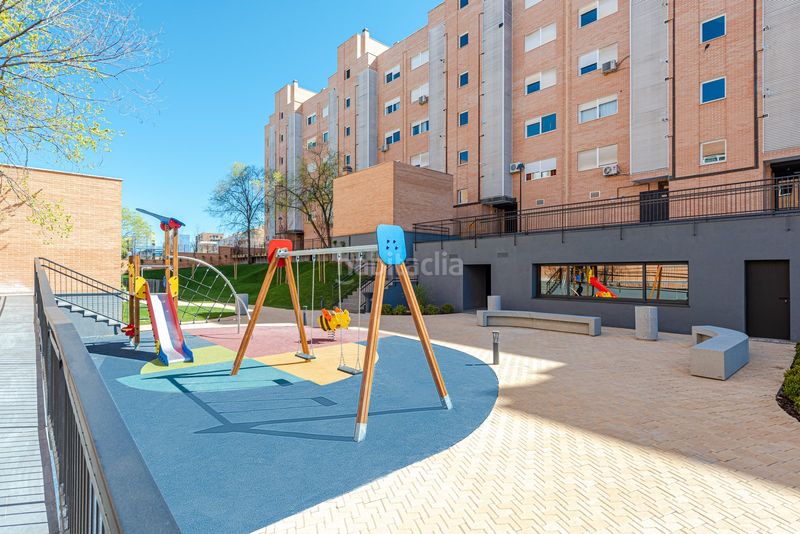 Foto f2986def-211f-4550-8898-745b0a0fb789. Piso en rio estenilla 21 en Santa María de Benquerencia Toledo